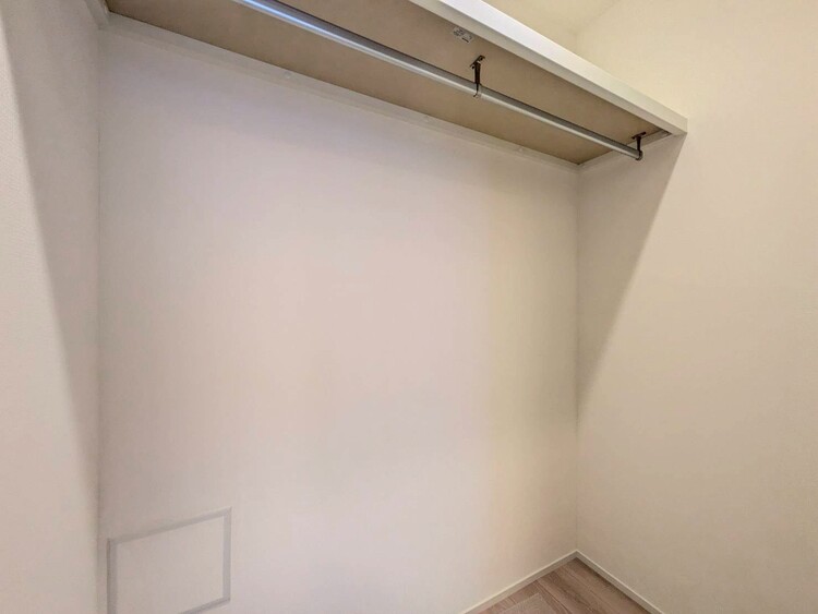 その他 収納スペースが付いていて、お部屋を広く使っていただけます。