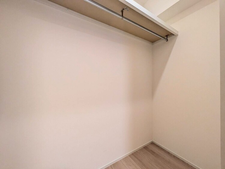 その他 家電やスーツケース、ストック品など何でも片付く嬉しい空間です。