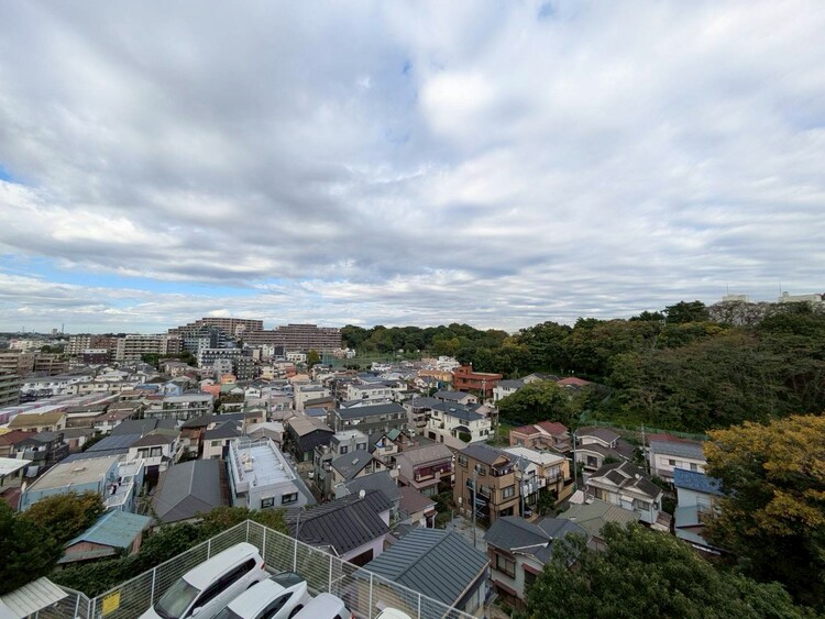 その他 眺望や窓からの景色が良いと、家で過ごす時間も快適です。