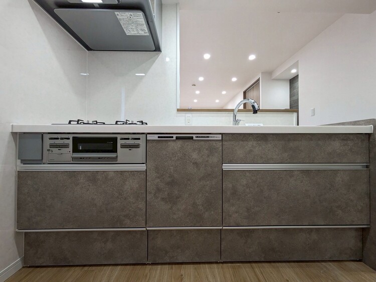 その他 開放感のあるキッチンスペース。調理をしながら、会話も弾みそうですね。