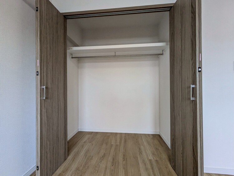 その他 収納スペースが付いていて、お部屋を広く使っていただけます。