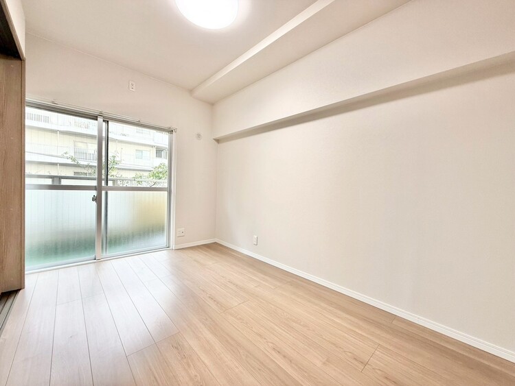 その他 清かで艶やかな時間をもたらしてくれる室内です。