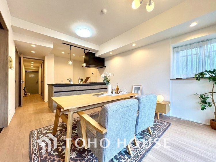 内装 【LIVING】◆Sunshine◆光が燦々と入り、いるだけで気持ちいい。「開放的でゆとりあるお部屋です。」