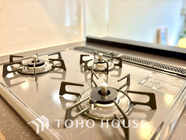 キッチン 【KITCHEN】◆家族のおはよう◆の声を笑顔で迎えてあげられるシステムキッチン。朝ごはんが楽しみでちょっと早起きしたくなるんです。