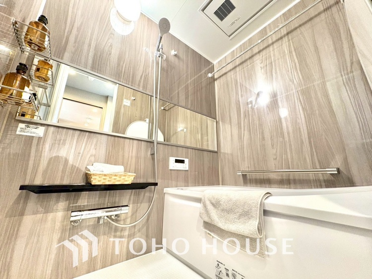 風呂 【BATHROOM】◆プライベートな空間◆simpleだからrelaxできるんです。こころもからだもキレイさっぱり。