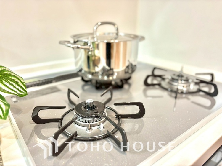 キッチン 【KITCHEN】◆家族のおはよう◆の声を笑顔で迎えてあげられるシステムキッチン。朝ごはんが楽しみでちょっと早起きしたくなるんです。