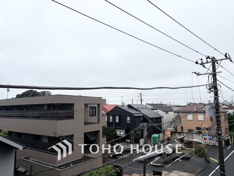 その他 【BALCONY】◆BLUE SKY◆自然の心地よさに包まれる。大開口の外に広がるのは爽やかな青空。
