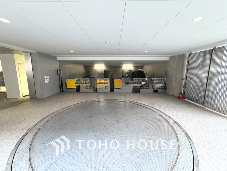 駐車場 【PARKING】◆愛車を◆安全に駐車できる駐車場がございます。