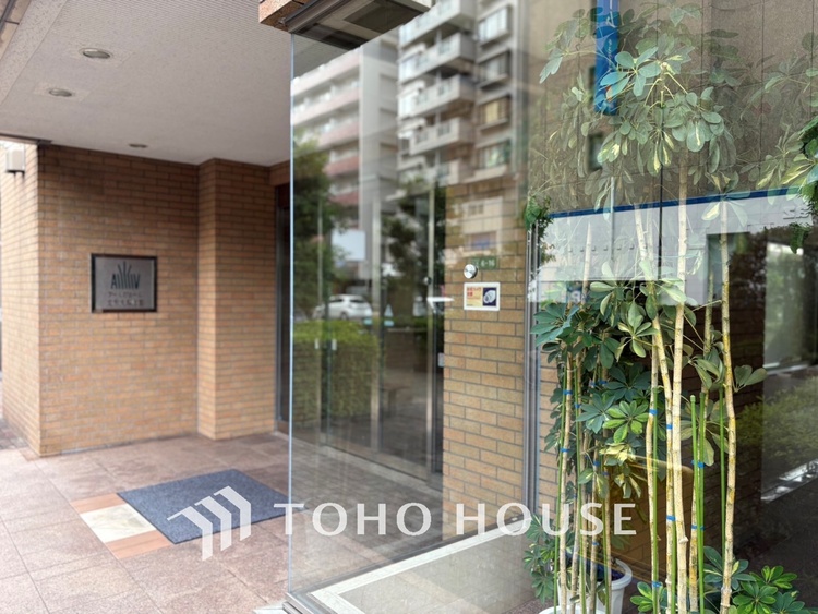 その他 【ENTRANCE】◆そびえ立つ◆我が家のシンボル。遠くの空が赤く染まる夕べが待ち遠しい。