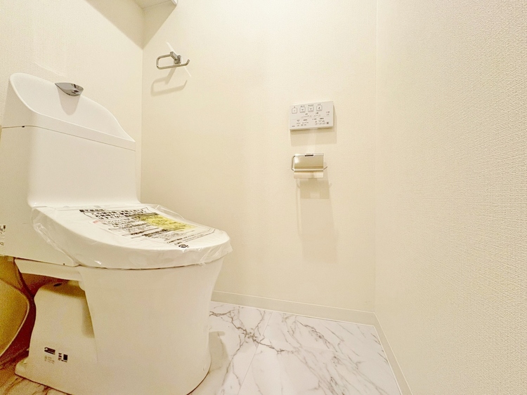 トイレ 暮らしの中のさりげないひとときの快適さにも、こだわりを、持って設備を配しております。