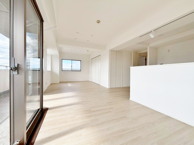 居間 ひとつひとつの空間に宿した機能性、そして美意識。