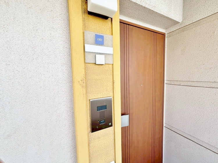 玄関 玄関を開ければ、そこは安らぎのご自宅。