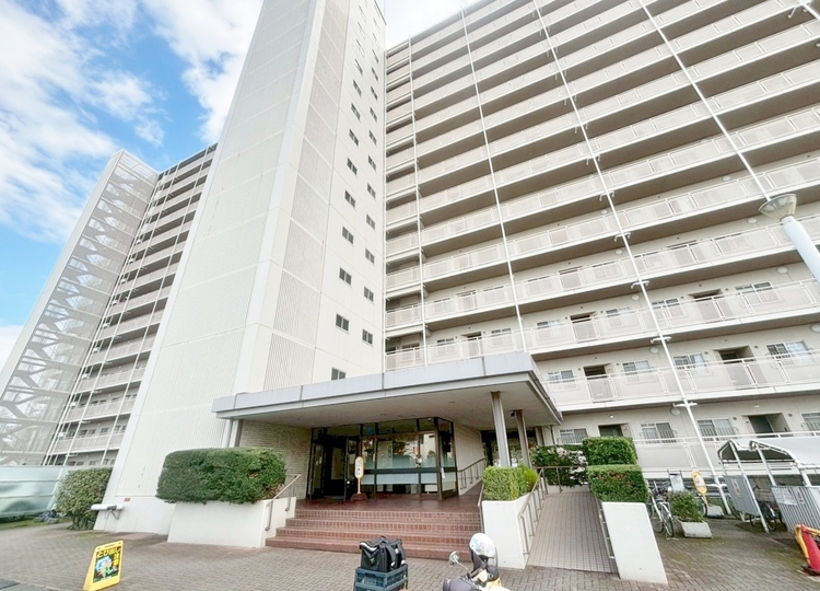 外観 資料には掲載していない情報が、現地にはたくさんあります。是非一度、現地をご確認ください。