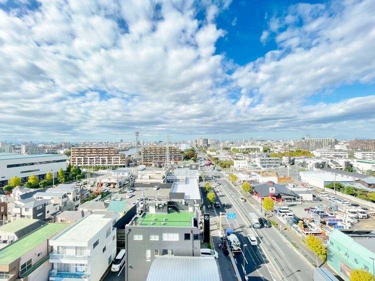 バルコニー 頬をなでる、優しい風を感じることが出来ます。