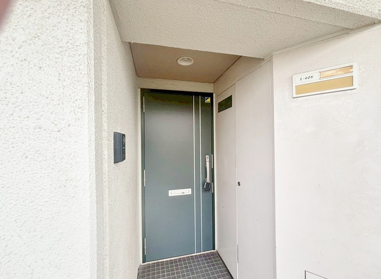 玄関 玄関を開ければ、そこは安らぎのご自宅。