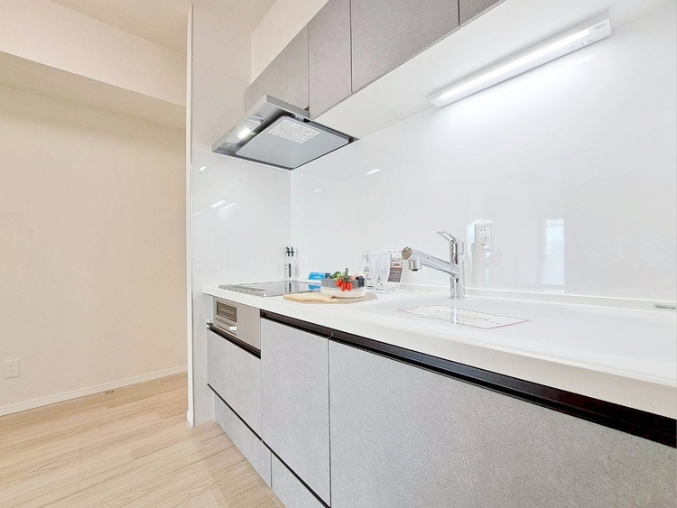 キッチン 洗練されたスタイリッシュなデザイン性と使いやすさを備えた仕様。