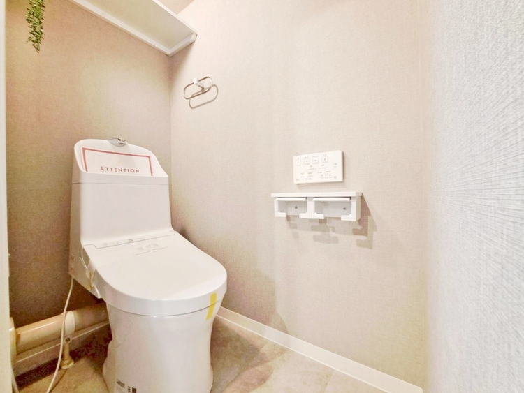 トイレ 暮らしの中のさりげないひとときの快適さにも、こだわりを、持って設備を配しております。