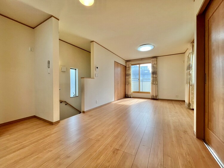 居間 豊かな居住性と、安心感を満たすクオリティが見事に調和した住空間。