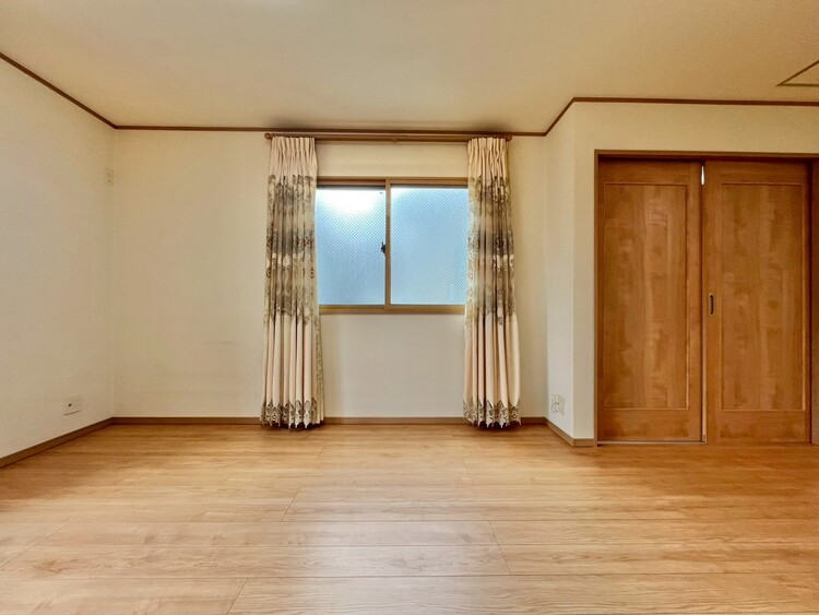 居間 快適に過ごす毎日を求めて、暮らしの中でご自身の「マイホーム」に創り上げてください。