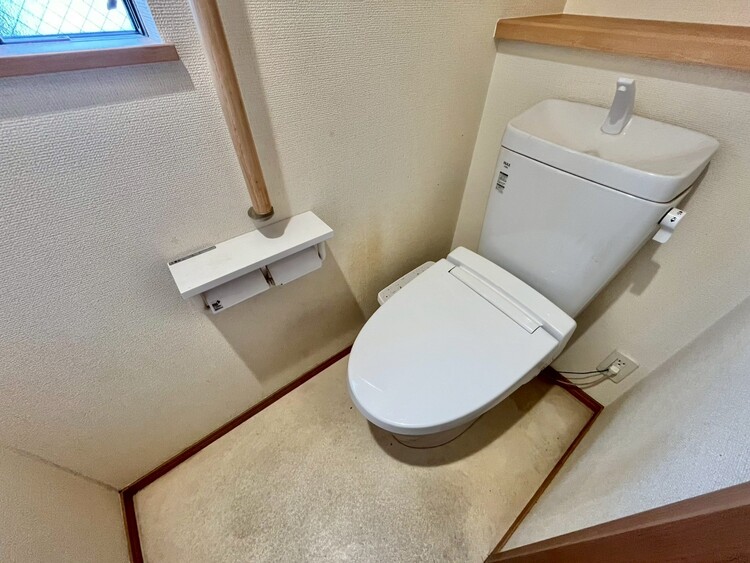 トイレ 暮らしの中のさりげないひとときの快適さにも、こだわりを、持って設備を配しております。