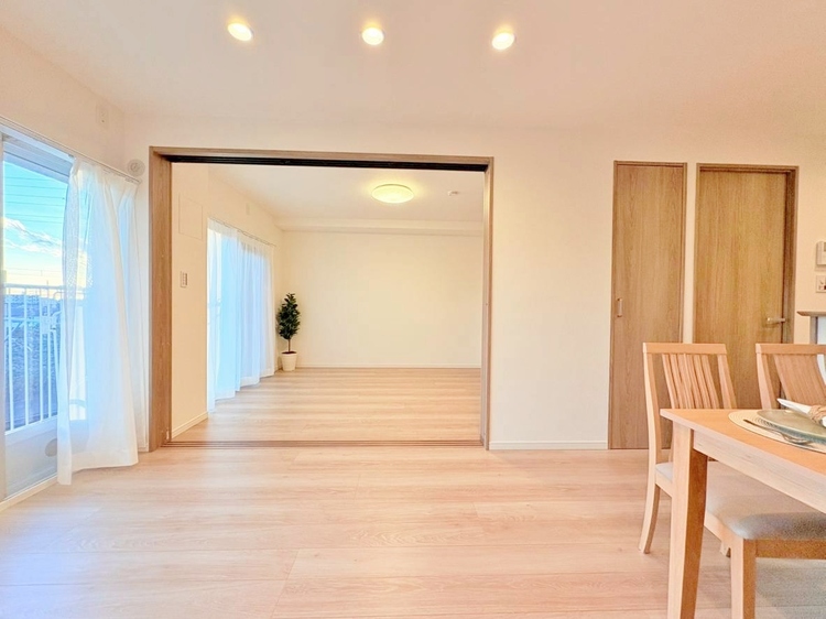 居間 「空間が織り成すひとつ先の住み心地」を演出します。