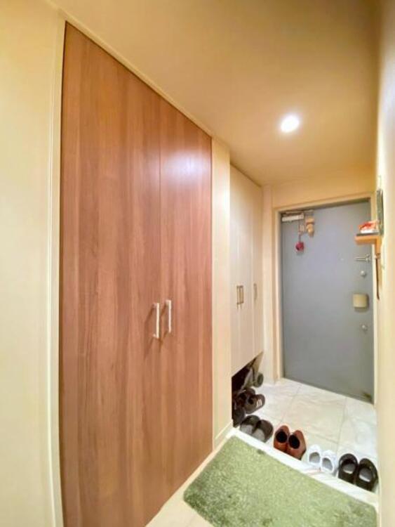 収納 雑多な玄関でなくスッキリ空間としての家の顔にできるよう設計しました。（2025.10.31）