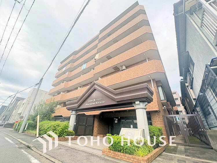 外観 〜「新羽」駅徒歩10分、新規リフォーム住戸〜南向き・角部屋のため陽当たり・通風良好〜