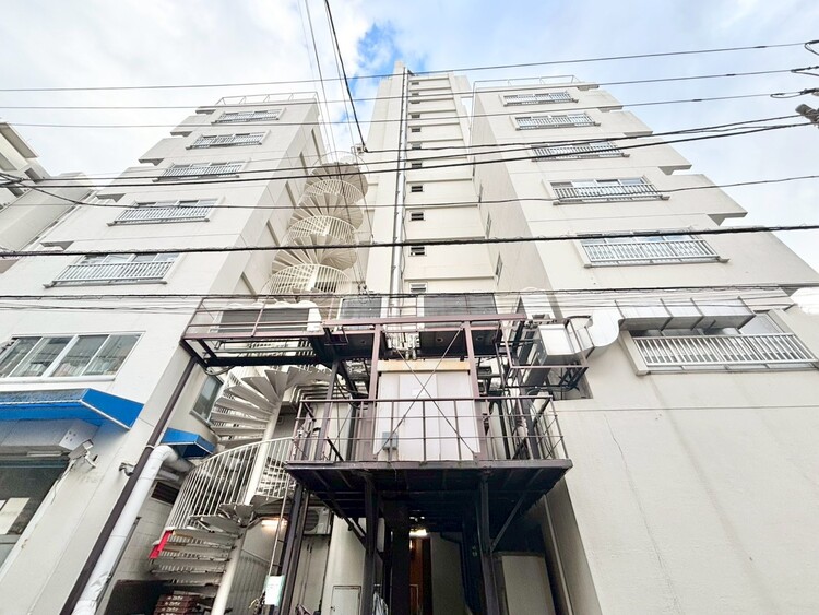 その他 飽きのこないシンプルモダンな外観です。