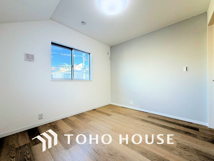 内装 シンプルですっきりとした室内は飽きのこない居心地の良い雰囲気