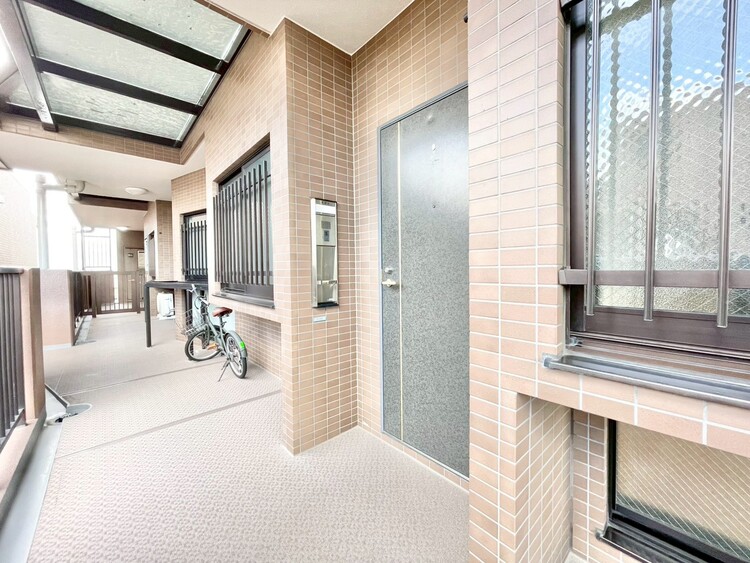 玄関 玄関を開ければ、そこは安らぎのご自宅。