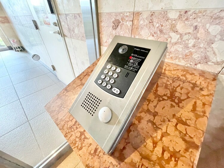 設備 オートロックを備えておりますので、セキュリティ面でも安心です。
