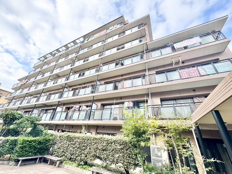 外観 ライフプランニングからローンまで、一貫してご説明させていただきます。お気軽にお問い合わせくださいませ。