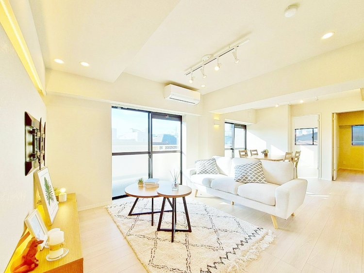 居間 豊かな居住性と、安心感を満たすクオリティが見事に調和した住空間。