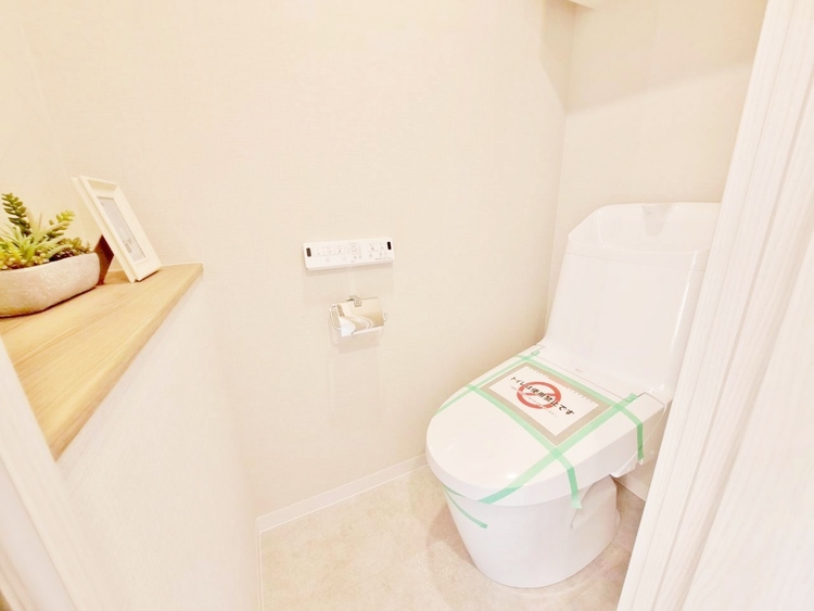 トイレ 暮らしの中のさりげないひとときの快適さにも、こだわりを、持って設備を配しております。