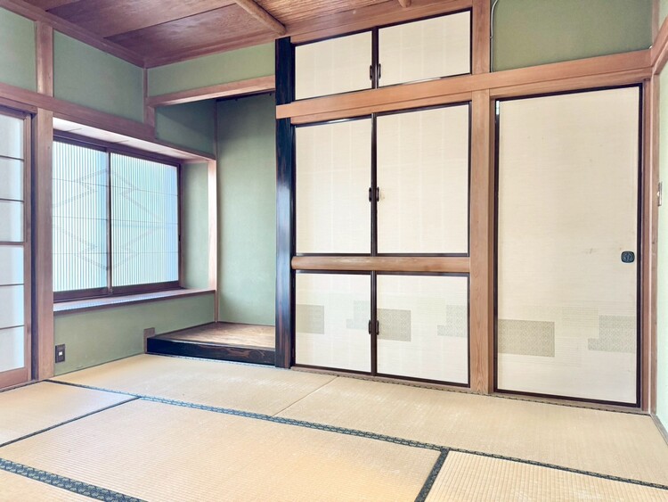 寝室 書斎にするなり、寝室するなりこの１室をどうアレンジするかを想像するだけで夢が膨らみますね。