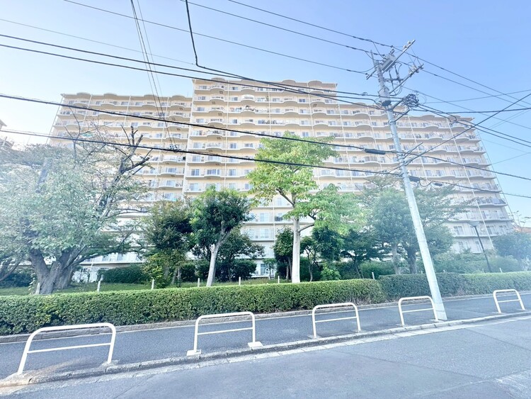 外観 現地に足をお運びいただいた際には、周辺散策などをお勧めいたします。