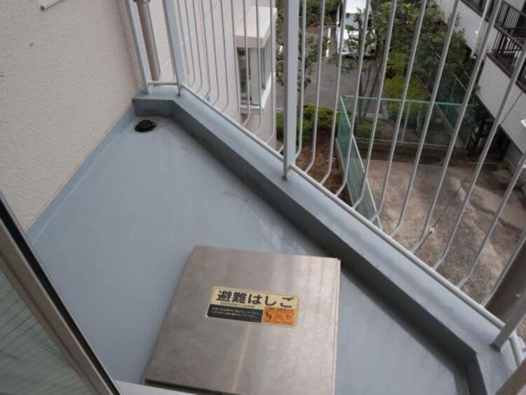 その他 バルコニー　心地よい風や陽光を楽しめるバルコニー。洗濯物を干すだけでなく、アイデア次第で多彩にお楽しみいただけます。
