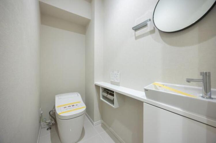 トイレ 圧迫感の少ないゆったりとした空間を実現しました。