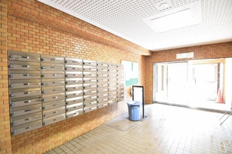 その他 不在時でも安心の大容量メールボックス。大切な郵便物をしっかりと守ります。 