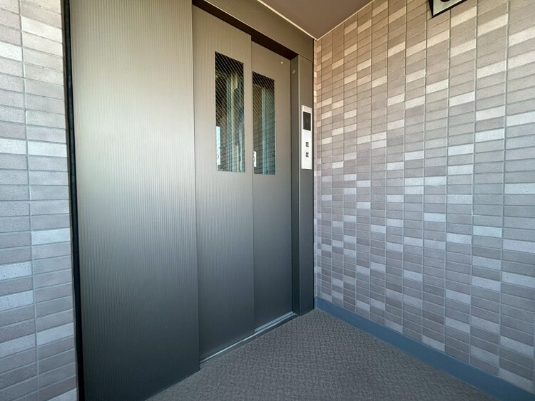 その他 エレベーター完備のため荷物が多くなっても安心。