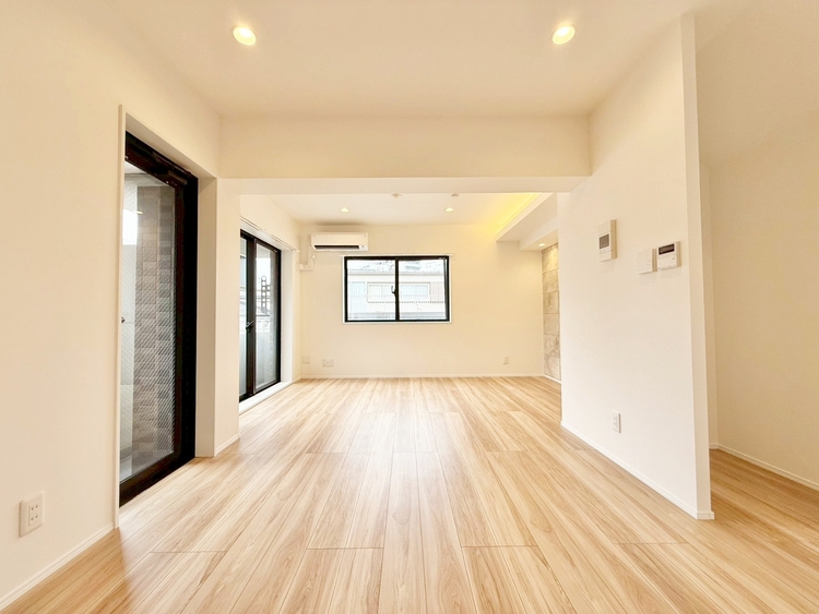 その他 シンプルな内装と偏り過ぎないデザインで統一しました。