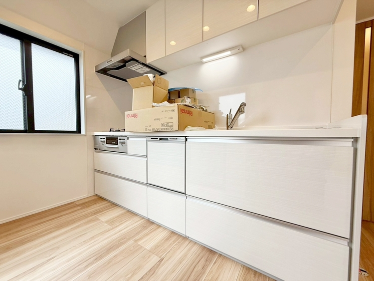 その他 開放感のあるキッチンスペース。調理をしながら、会話も弾みそうですね。