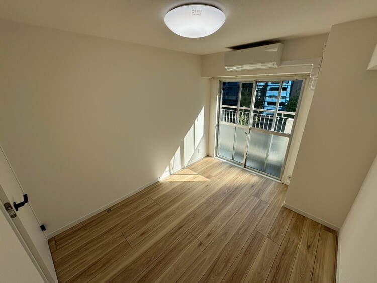 その他 清かで艶やかな時間をもたらしてくれる室内です。