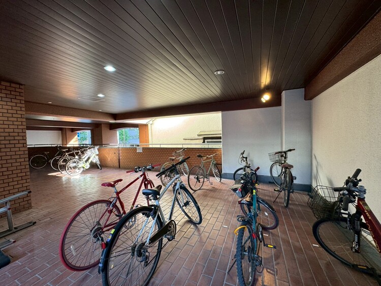 その他 駐輪場も綺麗に整頓されています。※空き状況は都度ご確認下さい。