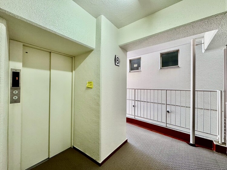 その他 エレベーター完備のため荷物が多くなっても安心。