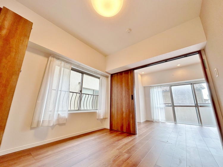 その他 清かで艶やかな時間をもたらしてくれる室内です。