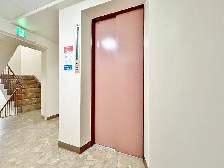 その他 エレベーター完備のため荷物が多くなっても安心。