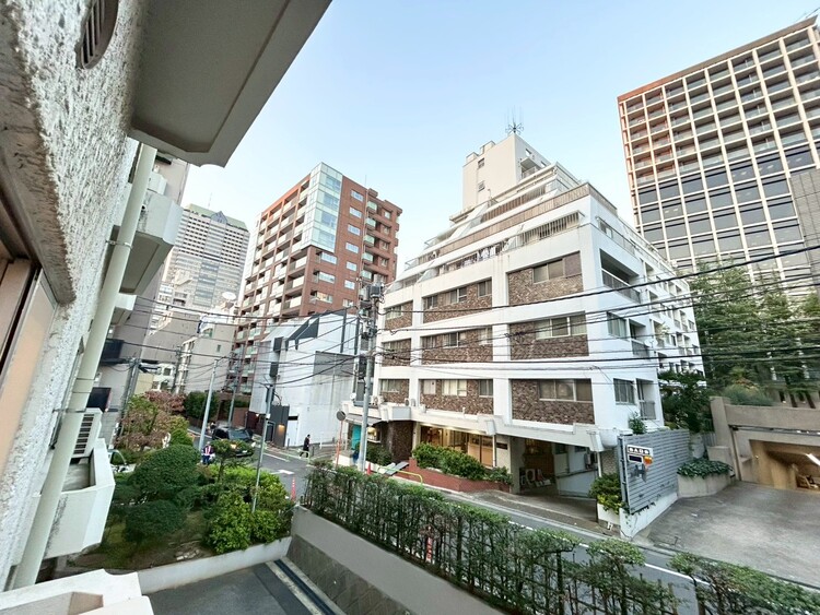 その他 眺望や窓からの景色が良いと、家で過ごす時間も快適です。