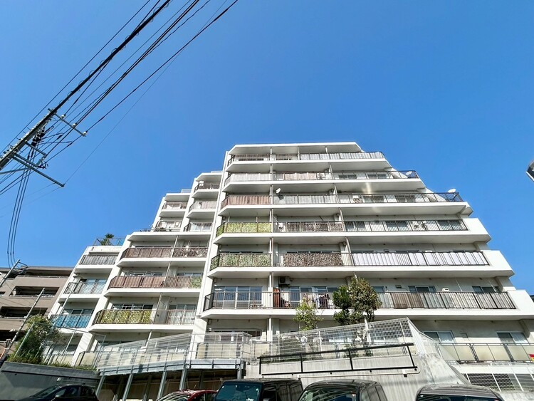 その他 飽きのこないシンプルモダンな外観です。