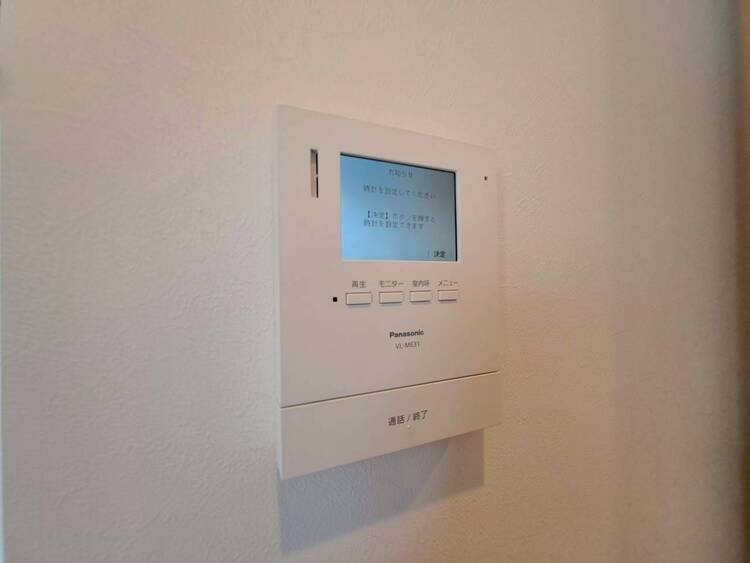その他 誰が来てもわかる様にモニター付きインターホンを設置。